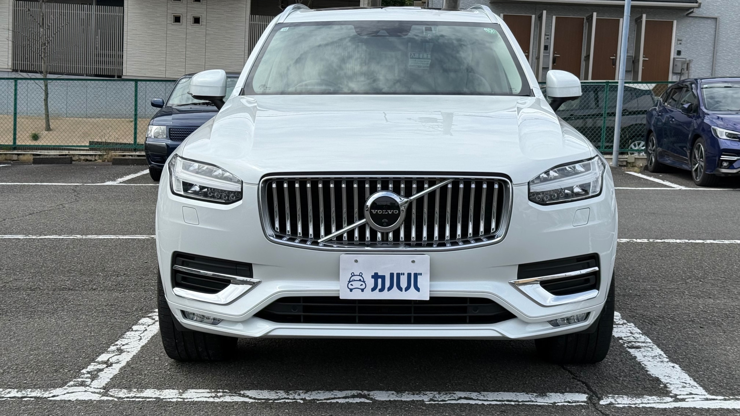 
								2020 Volvo XC90 B6 AWD Inscription full									
