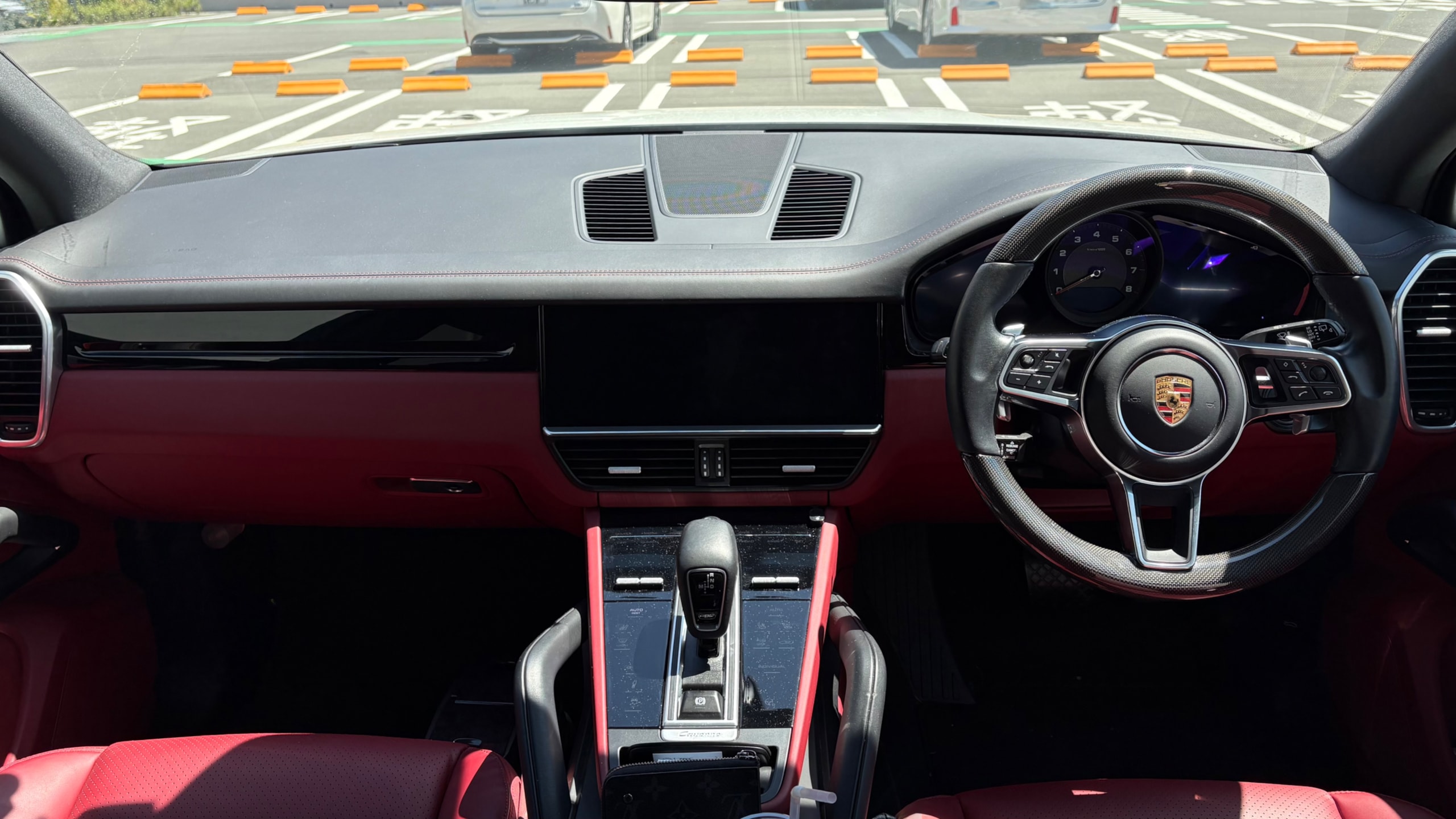 
								2019 Porsche Cayenne Base Grade full									