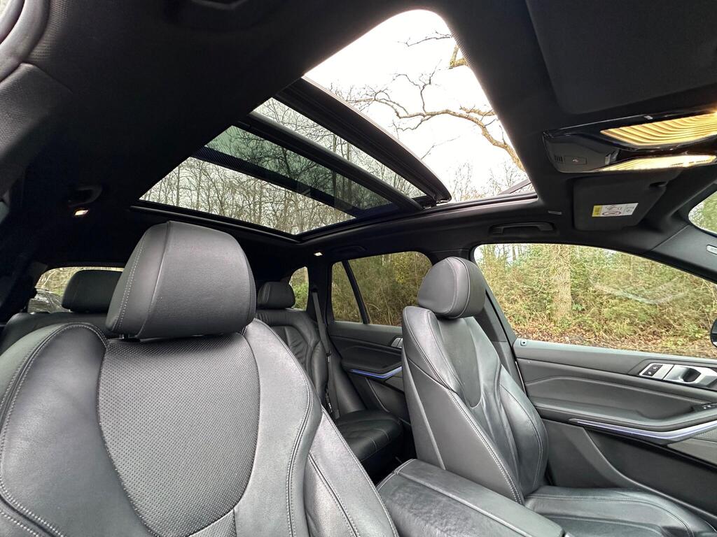 
								2019 BMW X5 30d xDrive M Sport full									