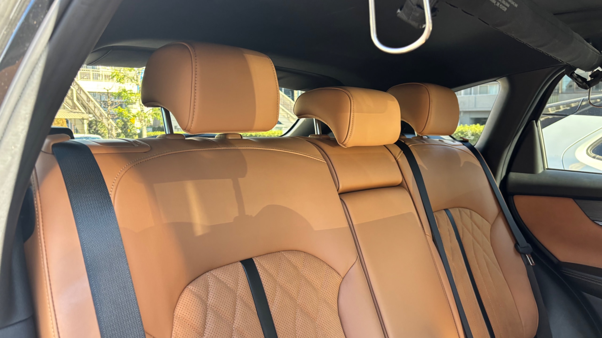 
								2022 Mazda CX-60 XD Hybrid Premium Sport full									