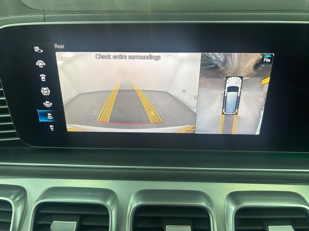 
								2020 Mercedes-Benz GLS400d AMG Line full									