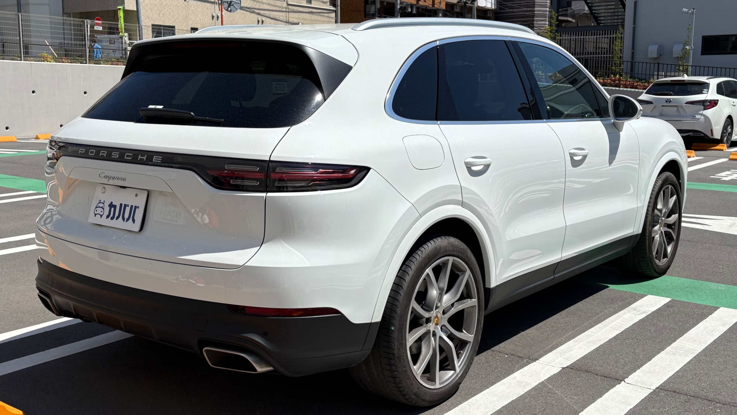 
								2019 Porsche Cayenne Base Grade full									